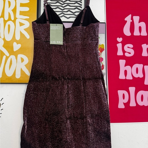 H&M Sparkly Plum Mini Dress – XS – New with Tags – Conscious Choice - Picture 2 of 4